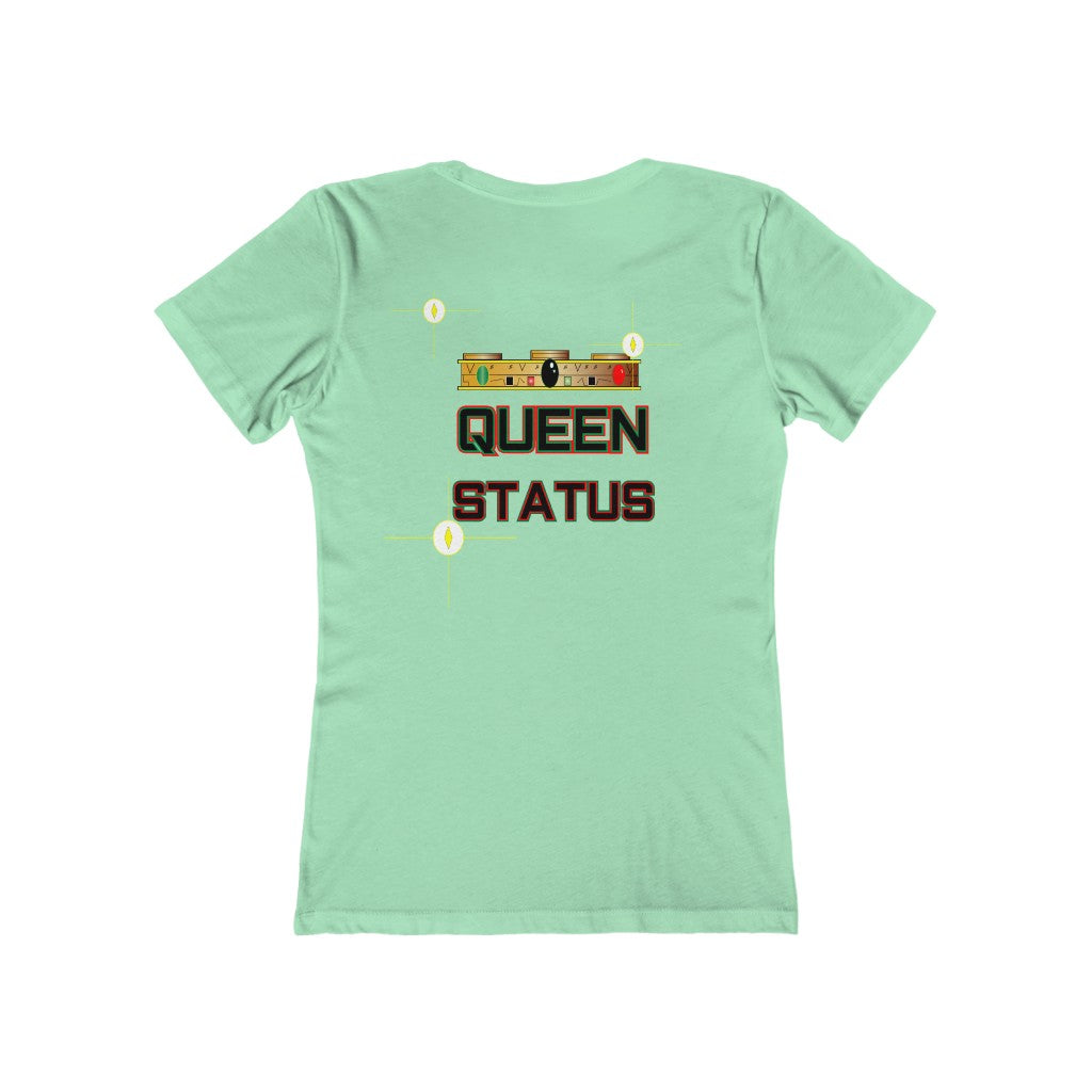 QUEEN STATUS/front/back Women's The Boyfriend Tee