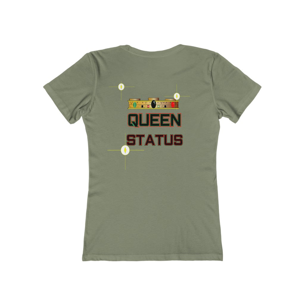 QUEEN STATUS/front/back Women's The Boyfriend Tee